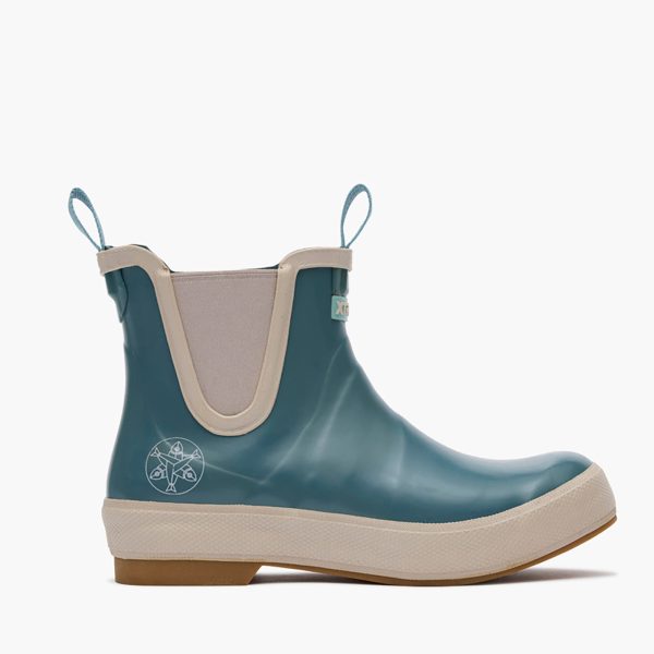 Women's Salmon Sisters Legacy Deck Boot